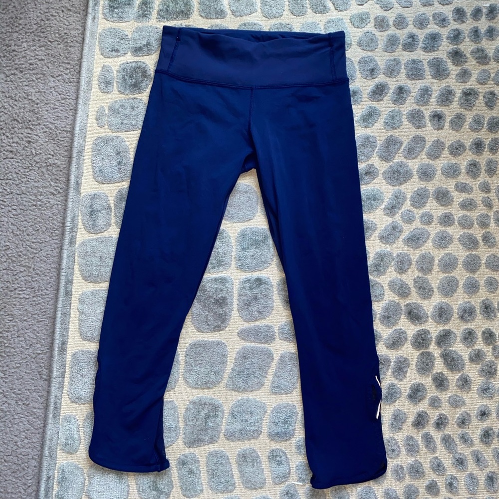 Blue Mesh Lululemon Crop Leggings